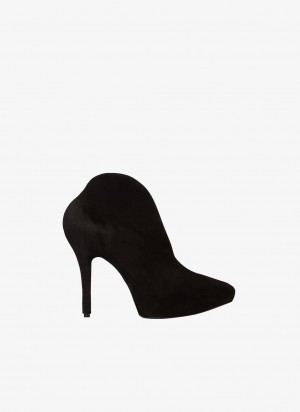 Black Women's Alaia Slick Suede Booties Pumps Australia | C0U-4232